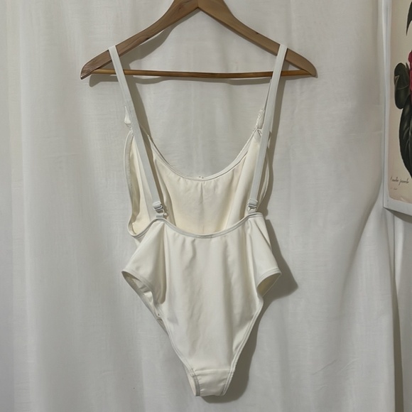 Wolf & Whistle Boho 1 Piece Cream Swimsuit - Picture 3 of 4
